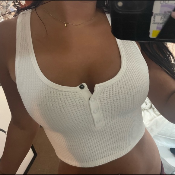 Aerie Top - Picture 1 of 3